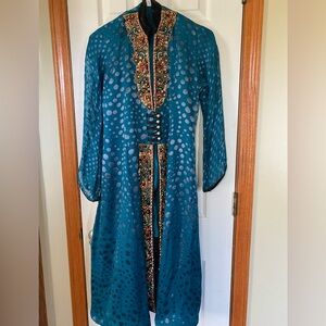 Indian Pakistani Shalwar Kameez. 2pc, SHIRT AND DUPATTA ONLY. Brand new